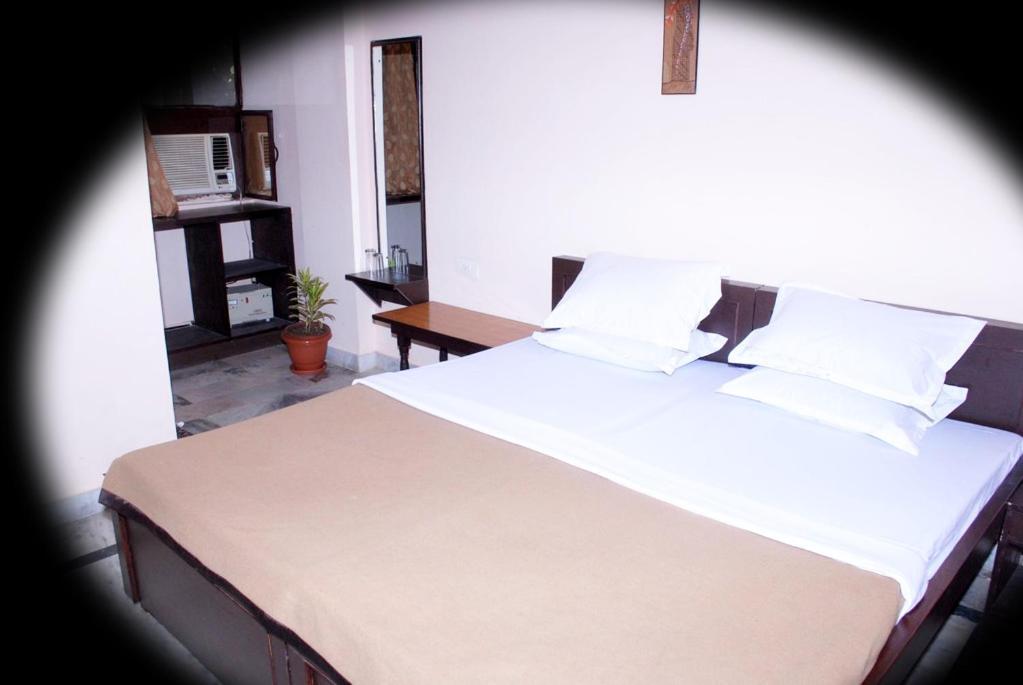 Spot On 22768 Hotel Ambika Palace Agra  Chambre photo